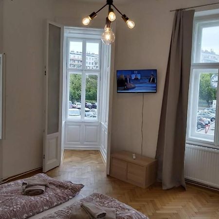 Lovely new 2 bedroom near hannovamarkt Wien Eksteriør bilde