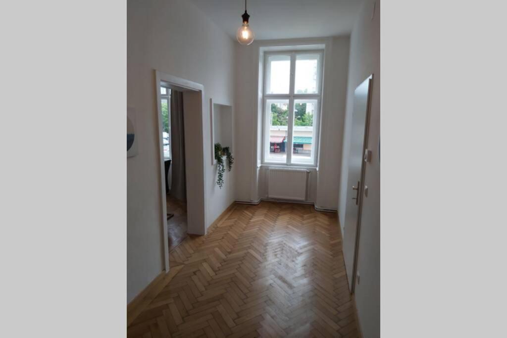 Lovely new 2 bedroom near hannovamarkt Wien Eksteriør bilde
